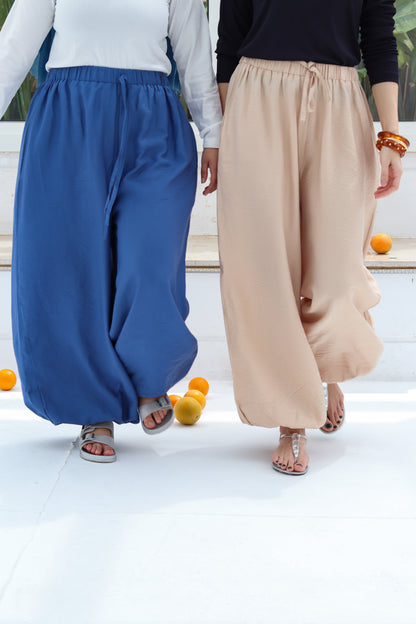 Balloon Pants in Beige