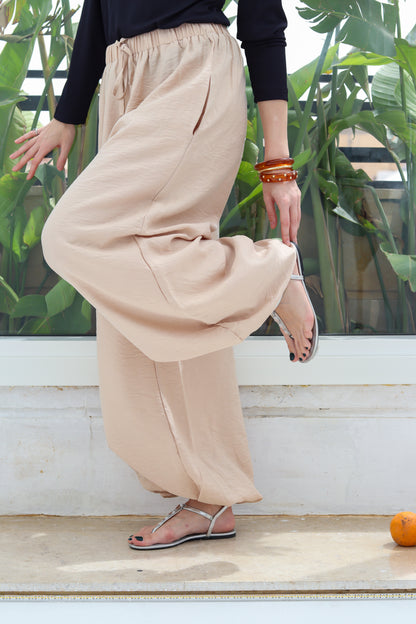 Balloon Pants in Beige
