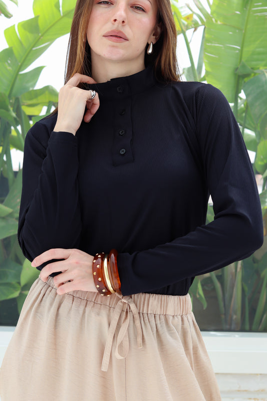 Buttoned Basic Top in Black