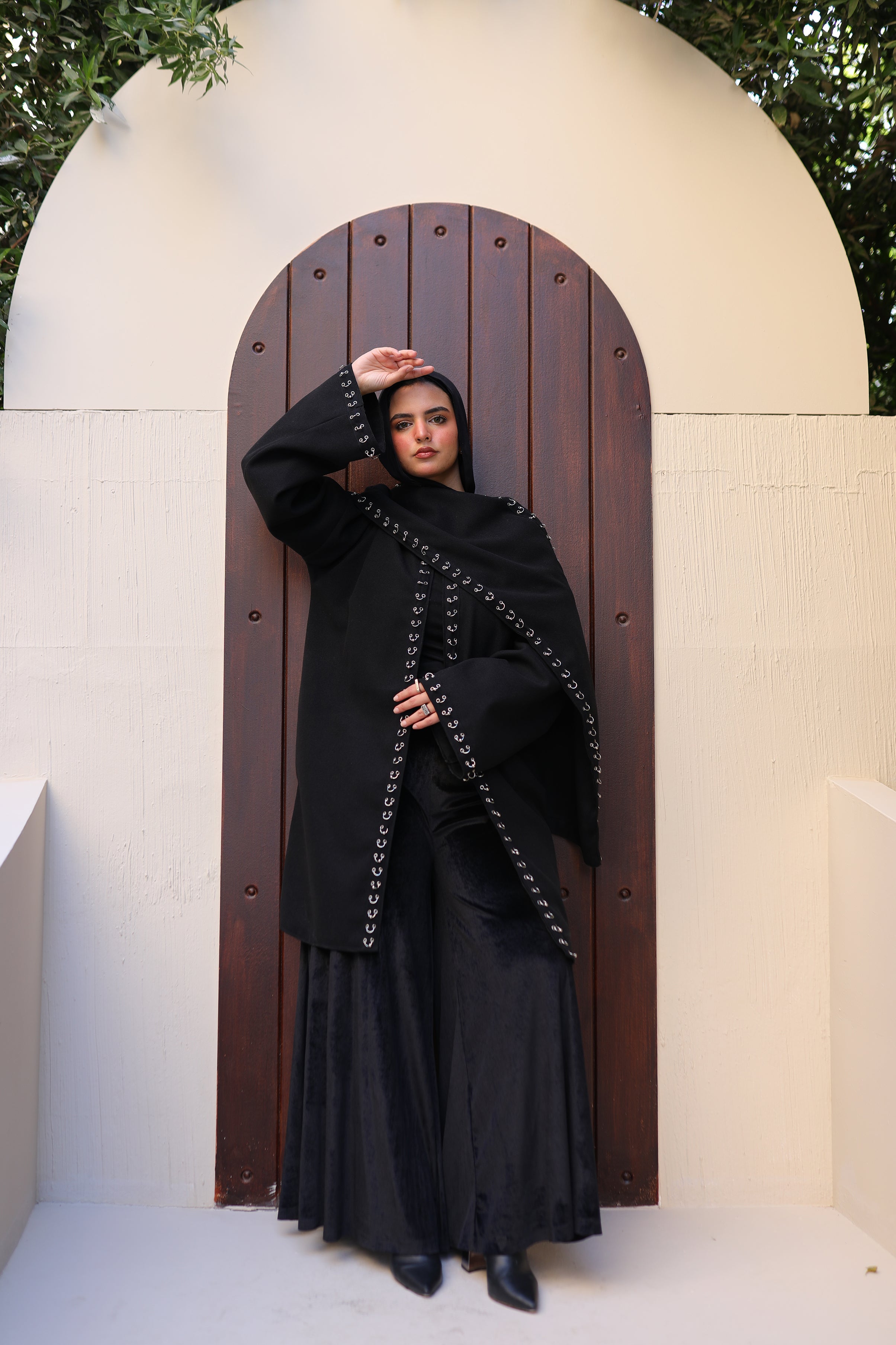 The Over-Shoulder Jacket in Black – Arruvia